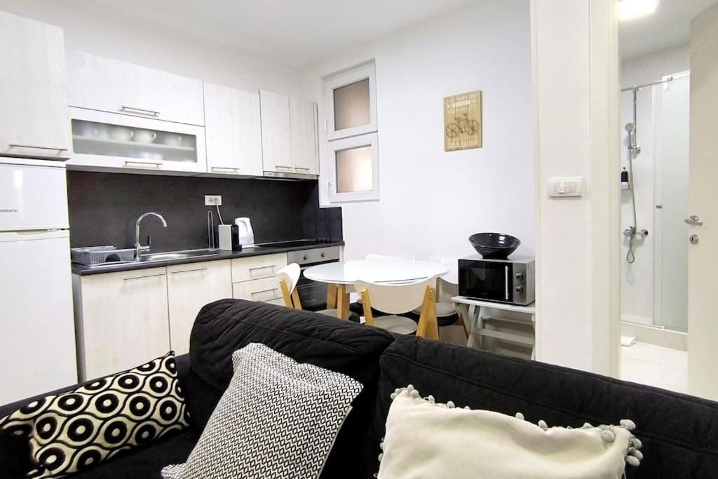 Apartment Wake Up For 4 贝尔格莱德 外观 照片